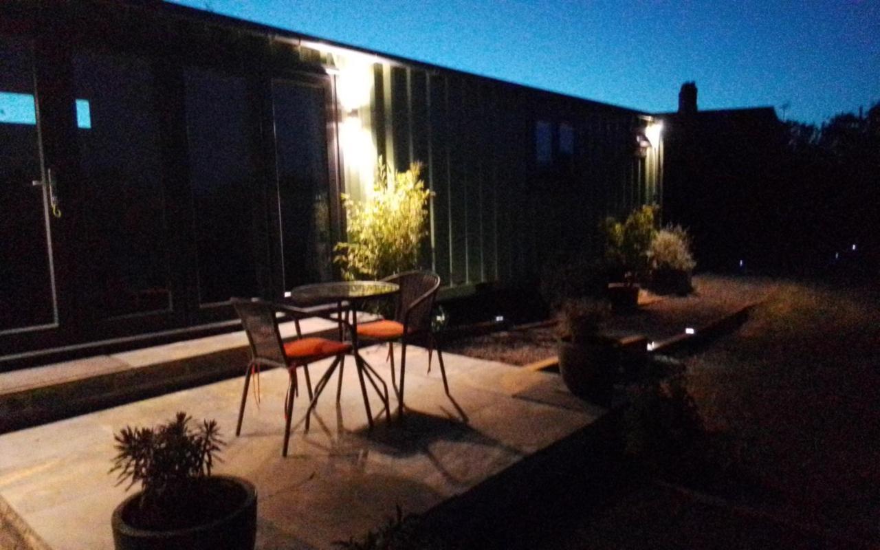 Sweet Pea Cabin Badsey Exterior foto