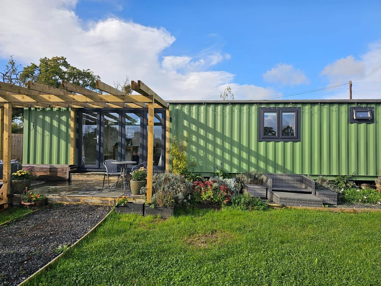 Sweet Pea Cabin Badsey Exterior foto